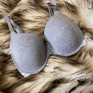 VictoriaSecret T-shirt lightly lined Demi 34DDD